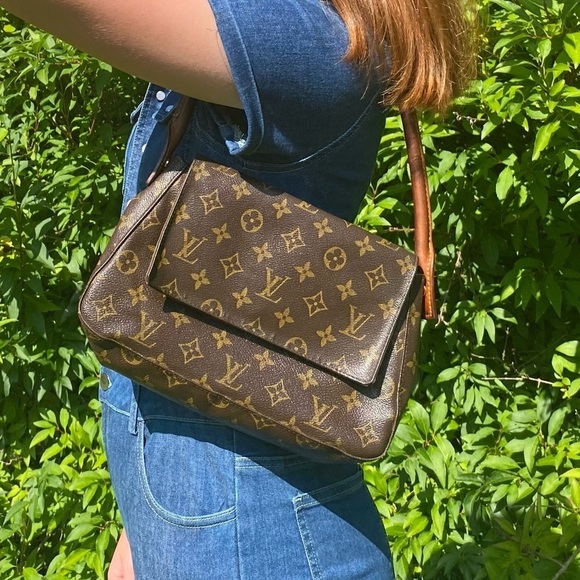 Louis Vuitton Bag - Picture 3 of 17